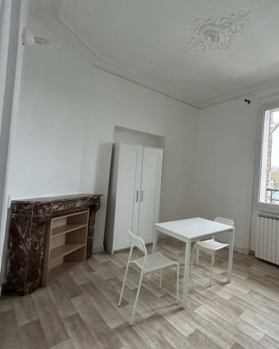 Location nue à Athis-Mons